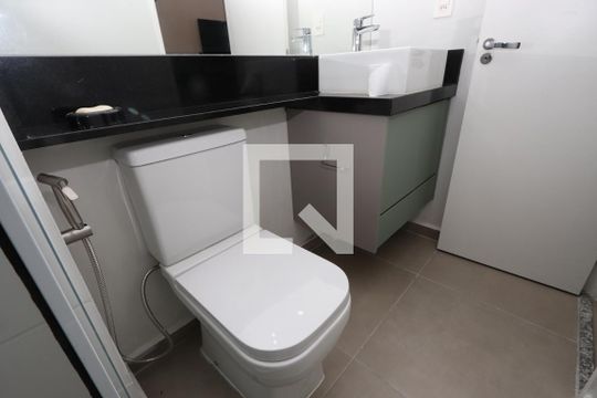 Banheiro de kitnet/studio para alugar com 1 quarto, 28m² em Vila Mariana, São Paulo