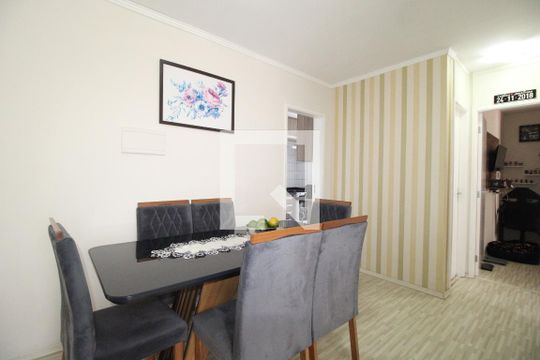 Sala de apartamento para alugar com 2 quartos, 54m² em Jardim Santa Maria, São Paulo