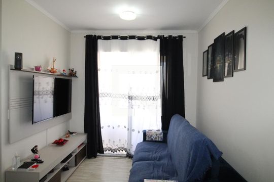 Sala de apartamento para alugar com 2 quartos, 54m² em Jardim Santa Maria, São Paulo