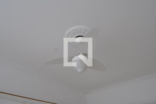Sala de apartamento para alugar com 1 quarto, 38m² em Cachambi, Rio de Janeiro
