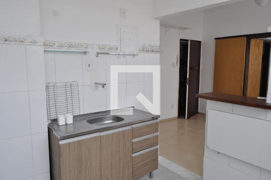 Cozinha  de apartamento para alugar com 1 quarto, 38m² em Cachambi, Rio de Janeiro
