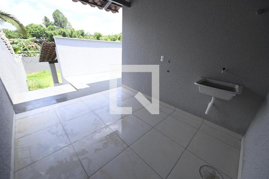 Área de Serviço de casa para alugar com 3 quartos, 122m² em Recanto dos Emboabas, Aparecida de Goiânia