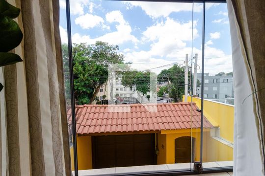 Sala de casa para alugar com 3 quartos, 220m² em Jardim Libano, São Paulo