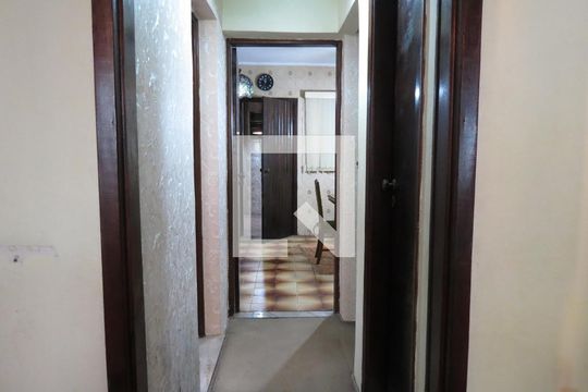 Sala - Corredor Ida de casa para alugar com 3 quartos, 280m² em Vila Penteado, São Paulo