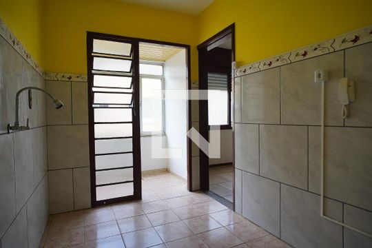 Cozinha  de apartamento à venda com 3 quartos, 72m² em Rubem Berta, Porto Alegre