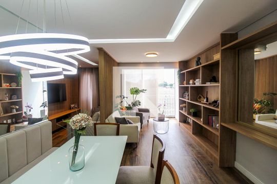Apartamento para alugar com 3 quartos, 67m² em Jardim Independência (são Paulo), São Paulo