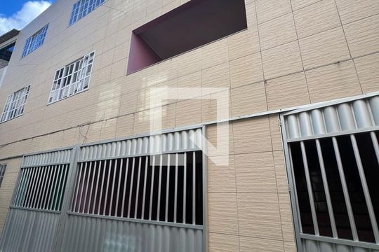 Fachada do Prédio de casa de condomínio para alugar com 2 quartos, 130m² em Cabula Vi, Salvador