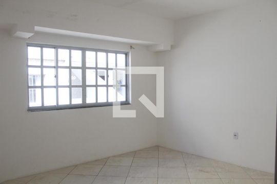 Casa de Condomínio para alugar com 2 quartos, 130m² em Cabula Vi, Salvador