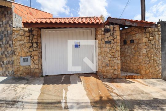 Fachada de casa à venda com 3 quartos, 120m² em Parque Residencial Jundiaí, Jundiaí