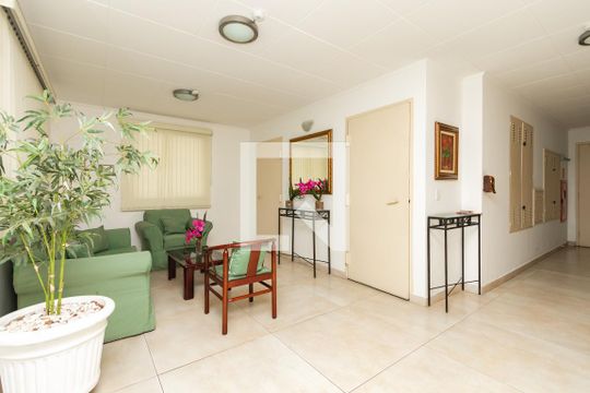 Hall de Entrada de apartamento à venda com 1 quarto, 44m² em Campo Belo, São Paulo