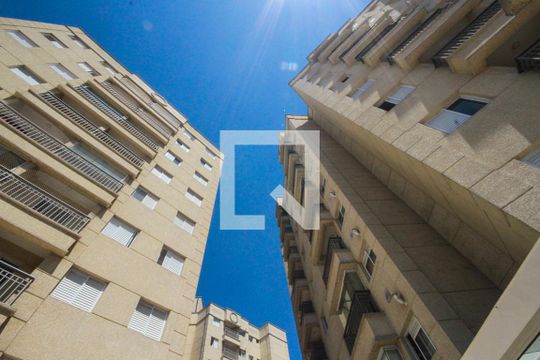 Fachada de kitnet/studio à venda com 1 quarto, 35m² em Vila Tolstoi, São Paulo