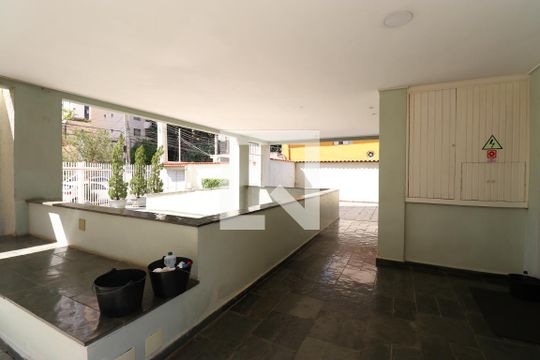 Área comum de apartamento para alugar com 2 quartos, 84m² em Vila Ipojuca, São Paulo
