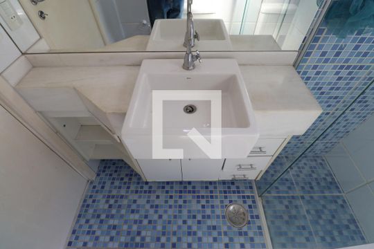 Banheiro da Suíte de apartamento para alugar com 2 quartos, 84m² em Vila Ipojuca, São Paulo