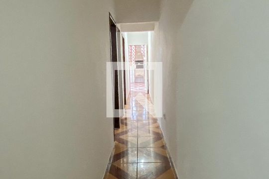 Corredor de apartamento à venda com 2 quartos, 55m² em Vila Suica, Santo André