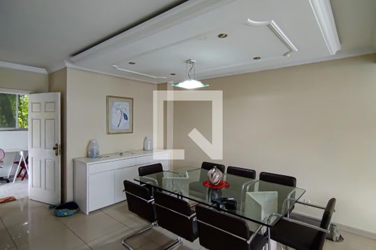 sala de casa à venda com 5 quartos, 300m² em Taquara, Rio de Janeiro