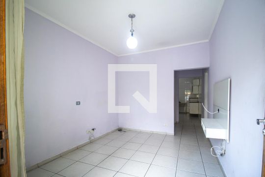 Casa para alugar com 2 quartos, 60m² em Vila Liviero, São Paulo