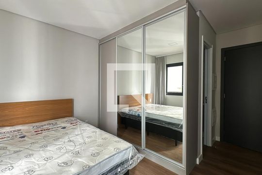 Studio de kitnet/studio para alugar com 1 quarto, 22m² em Água Verde, Curitiba
