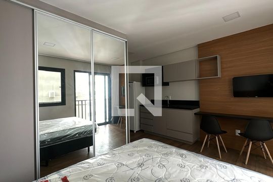 Studio de kitnet/studio para alugar com 1 quarto, 22m² em Água Verde, Curitiba