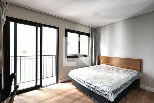 Kitnet/Studio para alugar com 1 quarto, 22m² em Água Verde, Curitiba