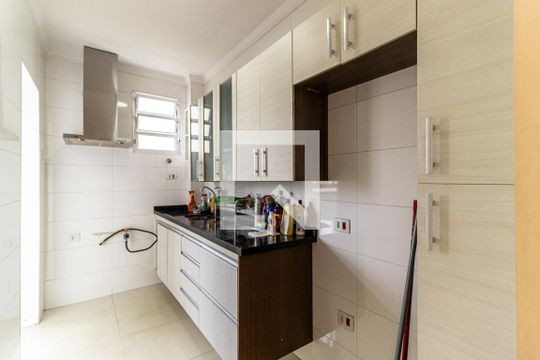 Cozinha de apartamento para alugar com 2 quartos, 100m² em Santa Ifigênia, São Paulo