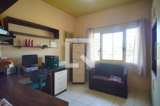 Escritório de casa à venda com 2 quartos, 210m² em Arroio da Manteiga, São Leopoldo