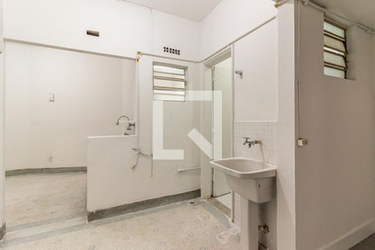 Área de Serviço de apartamento para alugar com 3 quartos, 160m² em República, São Paulo