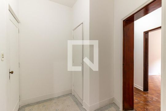 Sala - Entrada de apartamento para alugar com 3 quartos, 160m² em República, São Paulo