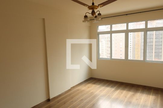 Quarto de apartamento à venda com 1 quarto, 66m² em Vila Nova Conceição, São Paulo