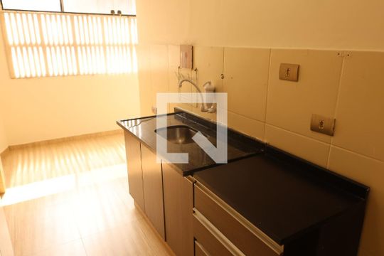 Cozinha de apartamento à venda com 1 quarto, 66m² em Vila Nova Conceição, São Paulo