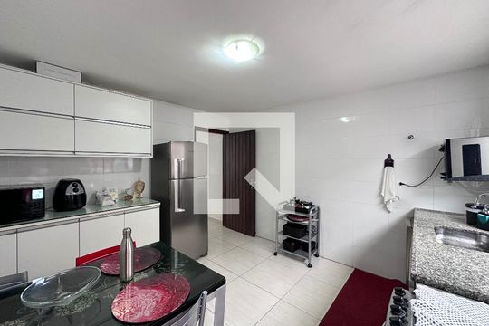 Cozinha de casa à venda com 2 quartos, 134m² em Alto da Boa Vista, São Paulo