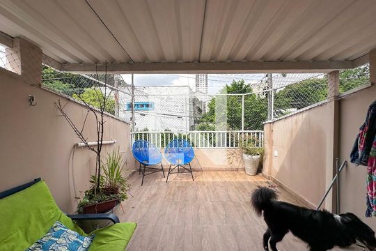 Sacada Quarto 1 de casa à venda com 2 quartos, 134m² em Alto da Boa Vista, São Paulo