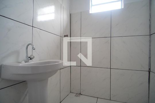 Banheiro de casa à venda com 1 quarto, 40m² em Campina, São Leopoldo