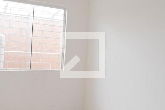 Quarto 2 de casa de condomínio à venda com 2 quartos, 50m² em Cajuru, Curitiba