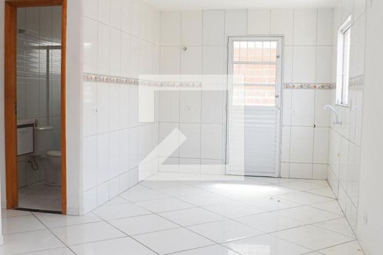 Sala/Cozinha de casa de condomínio à venda com 2 quartos, 50m² em Cajuru, Curitiba