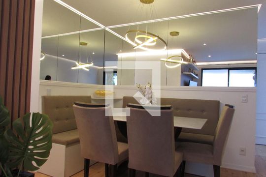 Sala de Jantar de apartamento para alugar com 2 quartos, 58m² em Vila Andrade, São Paulo