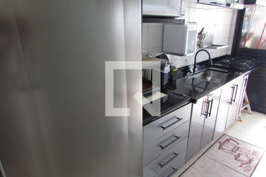 Cozinha de apartamento para alugar com 2 quartos, 58m² em Vila Andrade, São Paulo
