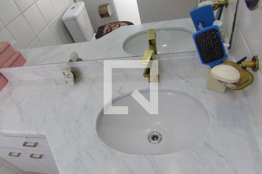 Banheiro de apartamento para alugar com 2 quartos, 58m² em Vila Andrade, São Paulo