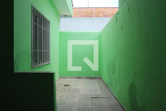 Área externa de casa para alugar com 3 quartos, 150m² em Cidade São Mateus, São Paulo