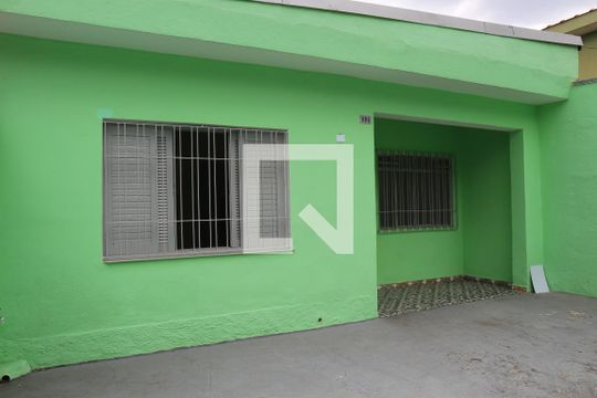 Área externa de casa para alugar com 3 quartos, 150m² em Cidade São Mateus, São Paulo