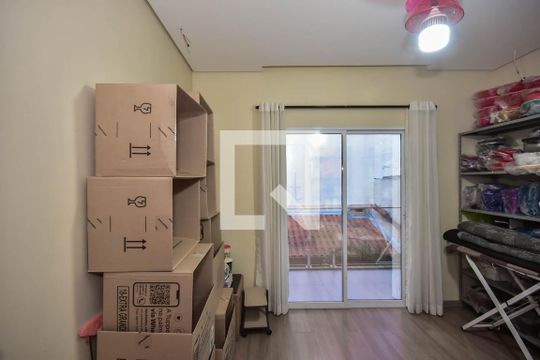 Quarto 2 de casa de condomínio à venda com 3 quartos, 151m² em Jardim Caner, Taboão da Serra