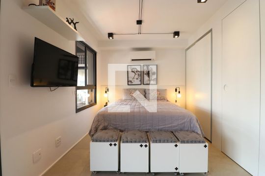 Quarto de kitnet/studio para alugar com 1 quarto, 45m² em Vila Pompéia, São Paulo