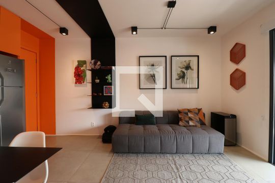 Sala de kitnet/studio para alugar com 1 quarto, 45m² em Vila Pompéia, São Paulo