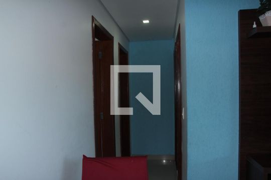Corredor  de apartamento à venda com 3 quartos, 69m² em Rio Branco, Belo Horizonte