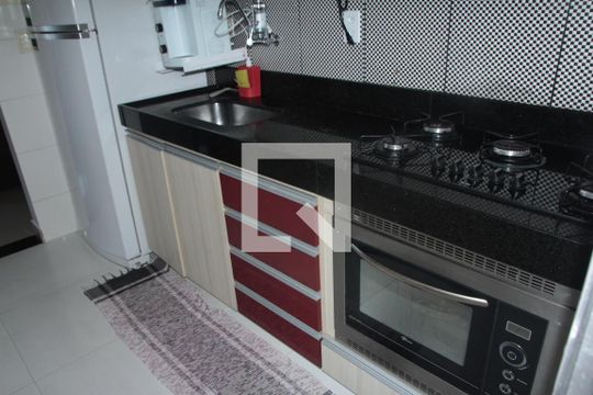 Cozinha  de apartamento à venda com 3 quartos, 69m² em Rio Branco, Belo Horizonte