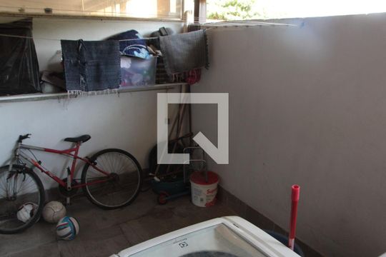 Área de serviço de apartamento à venda com 3 quartos, 69m² em Rio Branco, Belo Horizonte
