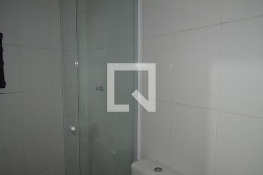 Banheiro de kitnet/studio para alugar com 1 quarto, 40m² em Vila São José, São Paulo