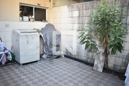 Área de Serviço de casa de condomínio para alugar com 2 quartos, 67m² em Guaratiba, Rio de Janeiro