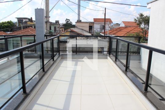 Sacada de casa à venda com 3 quartos, 250m² em Parque da Lapa, São Paulo