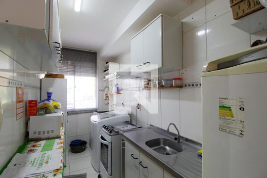 Cozinha de apartamento para alugar com 2 quartos, 50m² em Jardim Isis, Cotia