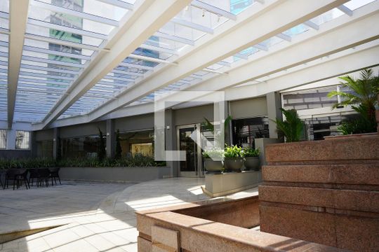 Fachada de apartamento para alugar com 1 quarto, 39m² em Jardim Paulista, São Paulo